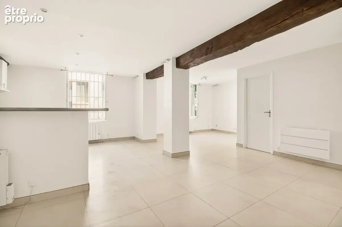 Photo Commerce à Rueil-Malmaison au prix de 299 000€