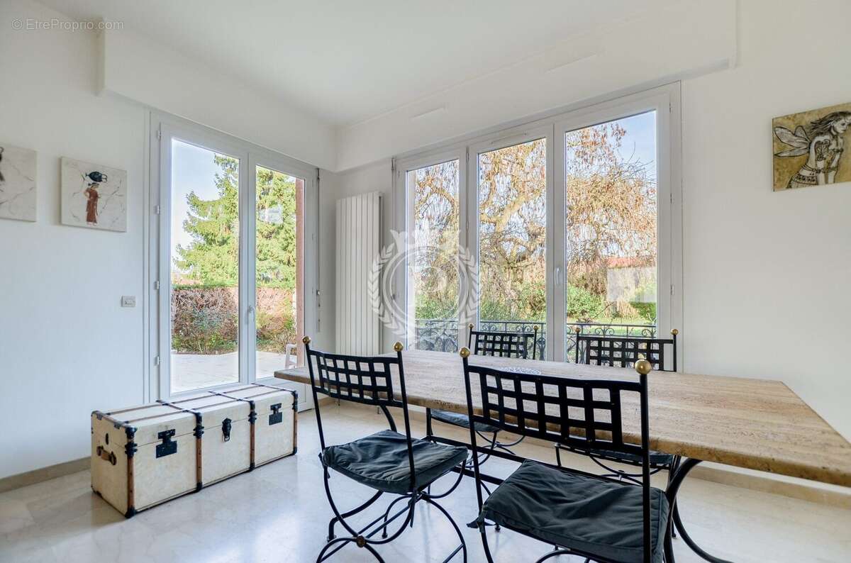 Maison à SAINT-LEU-LA-FORET