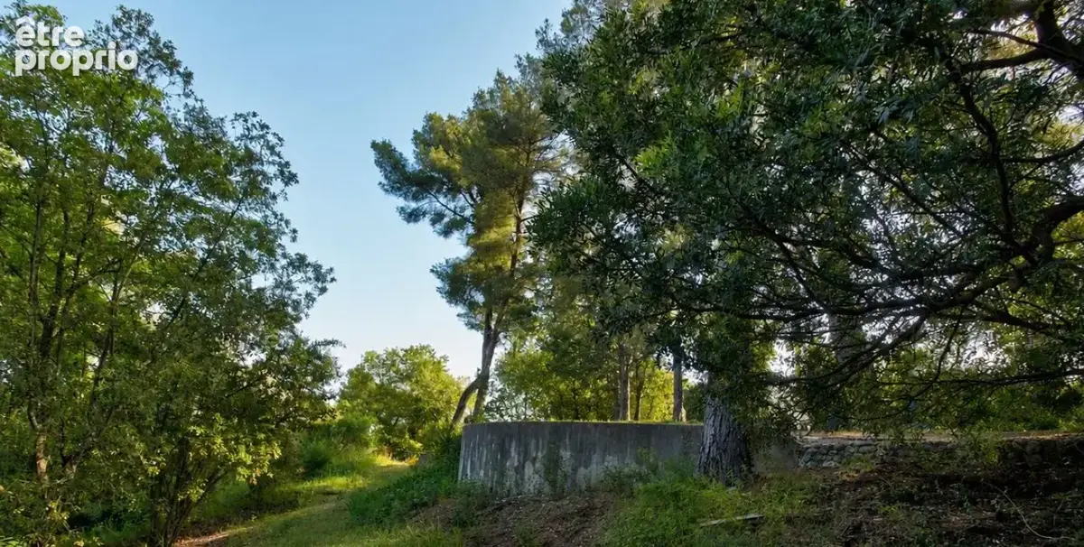 TERRAIN 970 m2 sur Saint Paul de Vence vue sur le village - photo 2