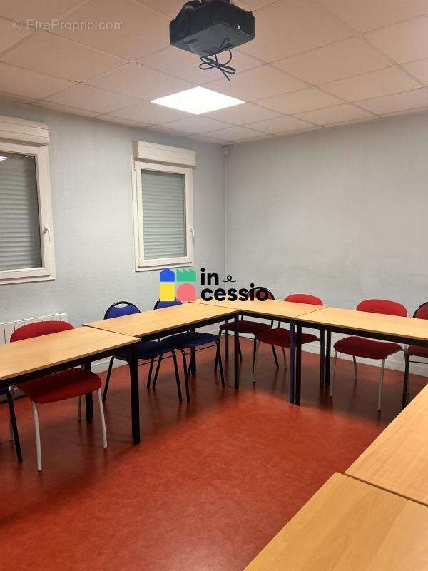 Offre rare ! Le Mans université : vos futurs bureaux dans un em - photo 10