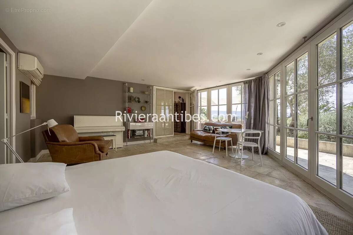 Maison à MOUANS-SARTOUX