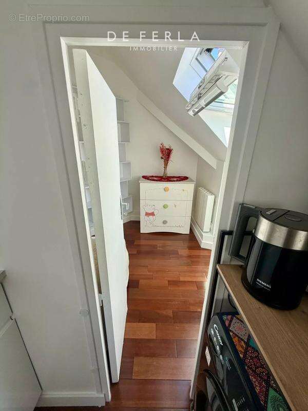 Appartement à PARIS-8E