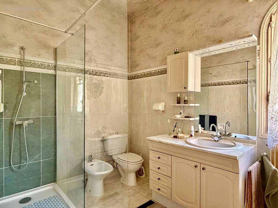 Maison à BOIS-COLOMBES