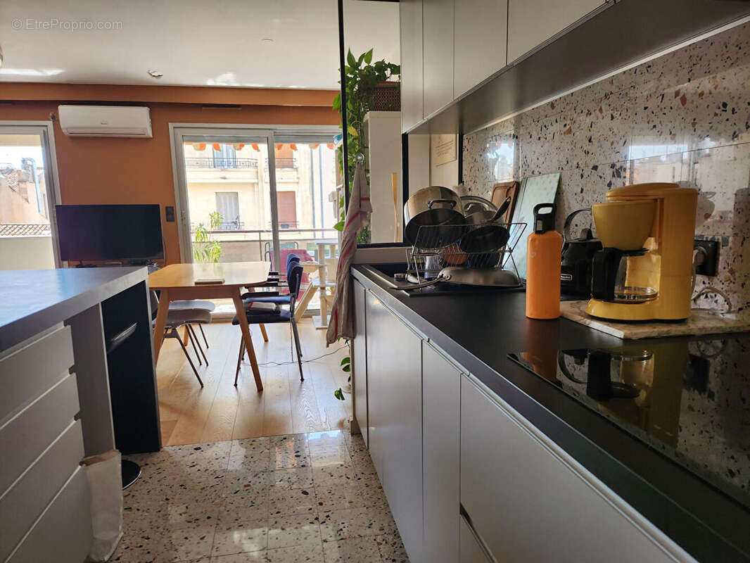 Appartement à MARSEILLE-6E