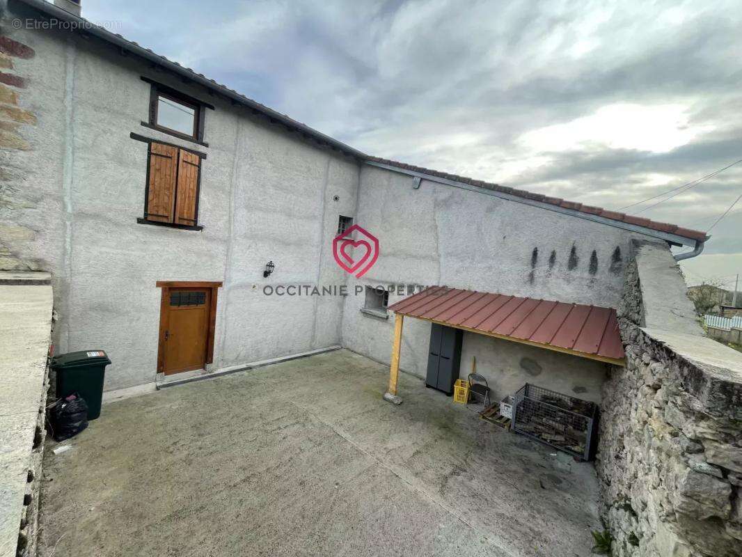 Maison à CADARCET