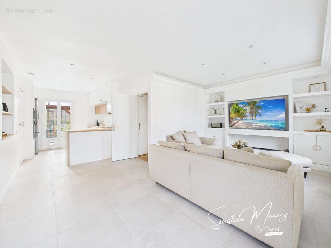 Photo 3 - Maison à FARGUES-SAINT-HILAIRE