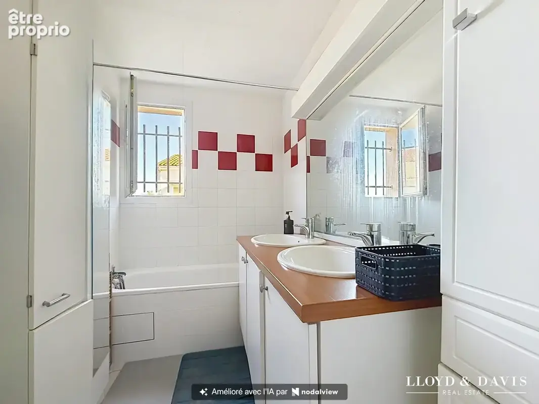 Appartement 4 pièces 85 m² à vendre à Royan (17200) - photo 8