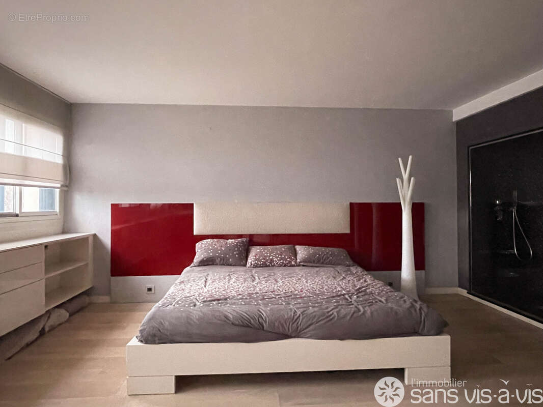 Appartement à SURESNES