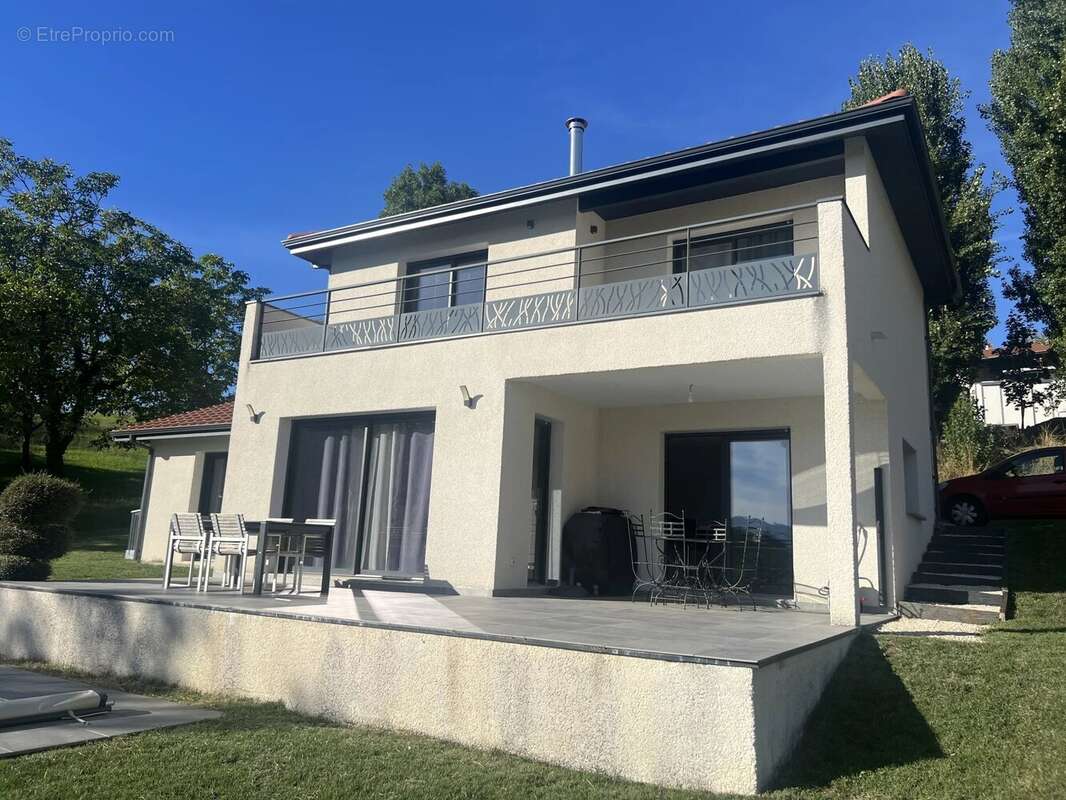 Maison à PONT-EN-ROYANS