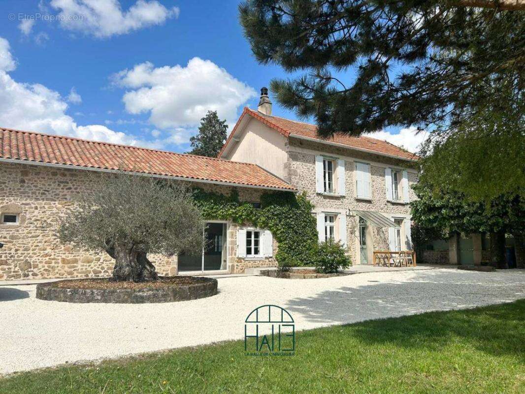 Maison à RILHAC-RANCON