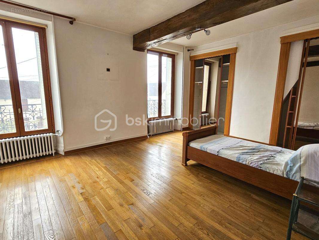Maison bourgeoise de 227 m² – Centre de Choisy-en-Brie – Idéale famille ou investisseur - photo 11