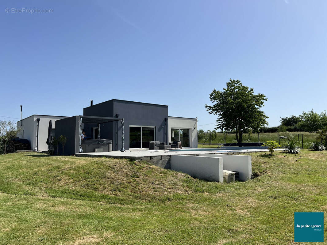 Maison 154 m² à Thury-Harcourt  - photo 3