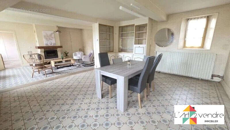 Maison à COMPIEGNE