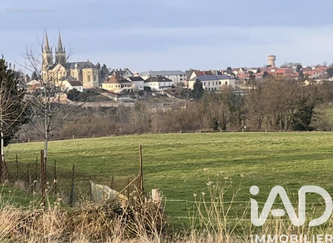 Photo 1 - Terrain à BOURBON-LANCY