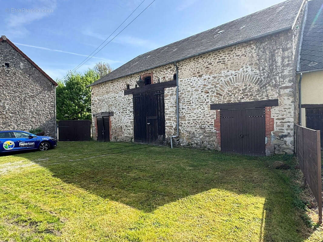 Maison à LA SOUTERRAINE