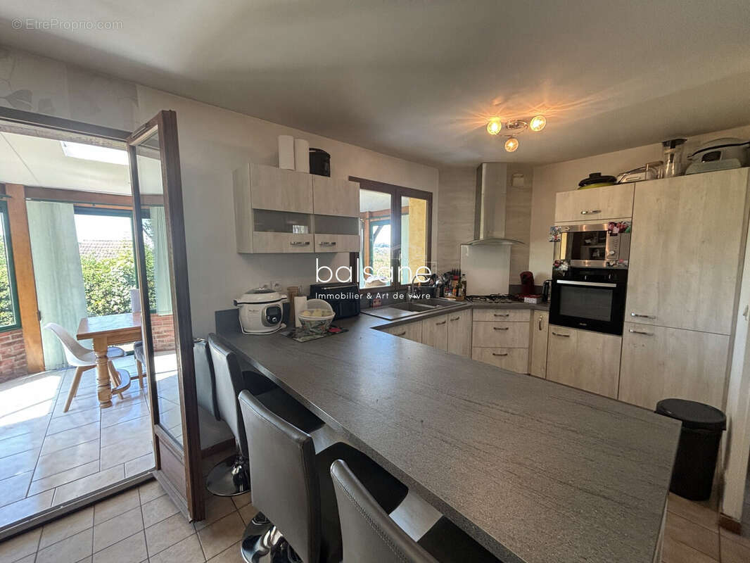 Maison 89 m² à Barentin  - photo 8