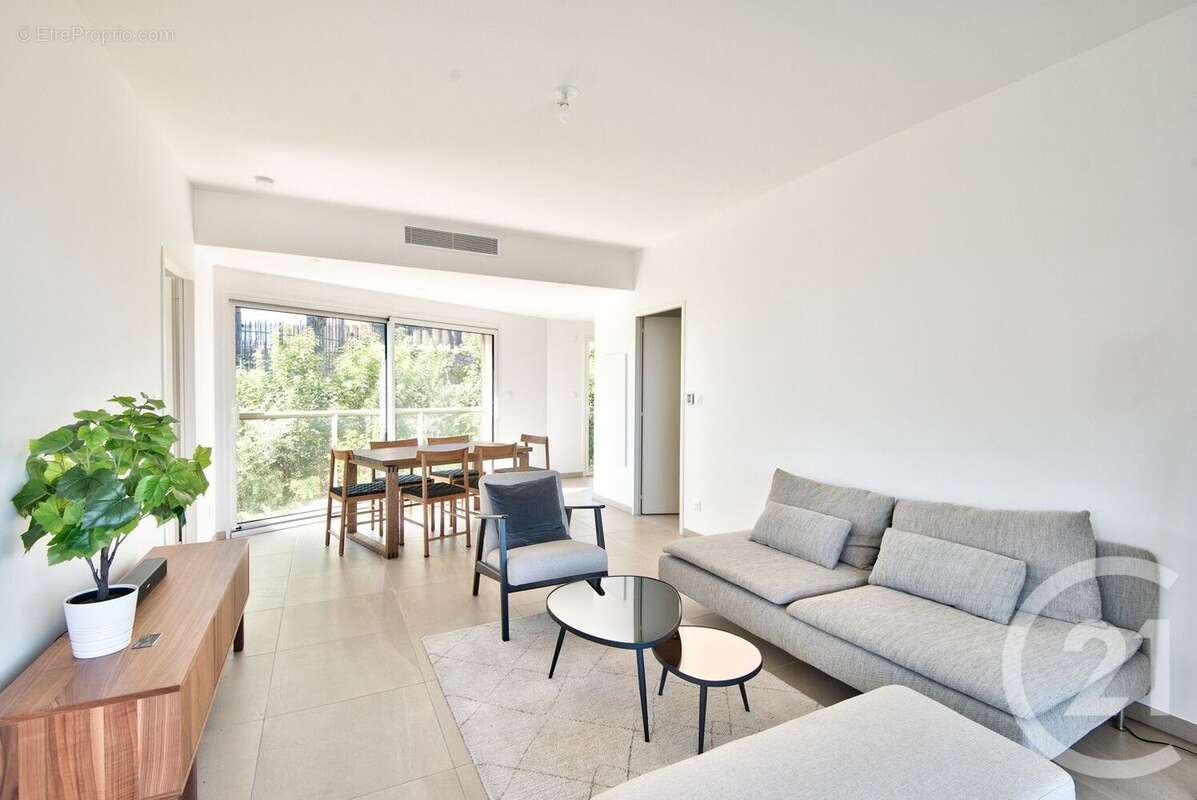 Appartement 69 m² à Nice  - photo 3
