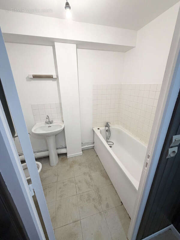 Appartement à LARDY