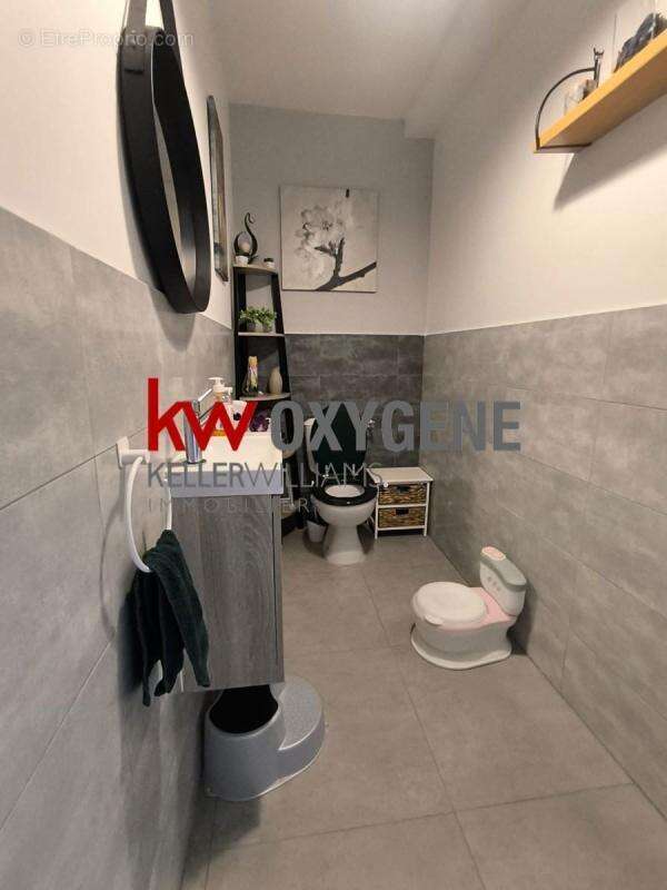 Appartement à TRESSERRE