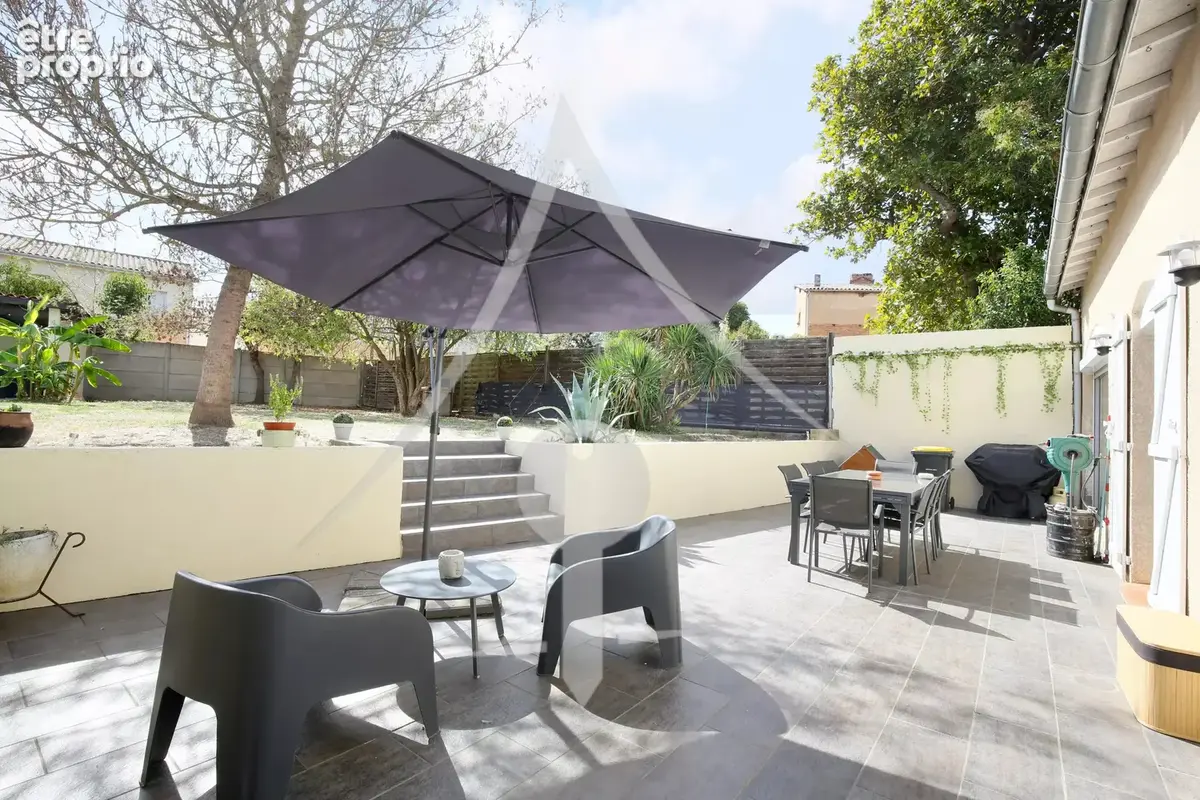 Maison de village T6 - Garage - Piscine - Jardin - Dépendance à LAVERNOSE-LACASSE - photo 17