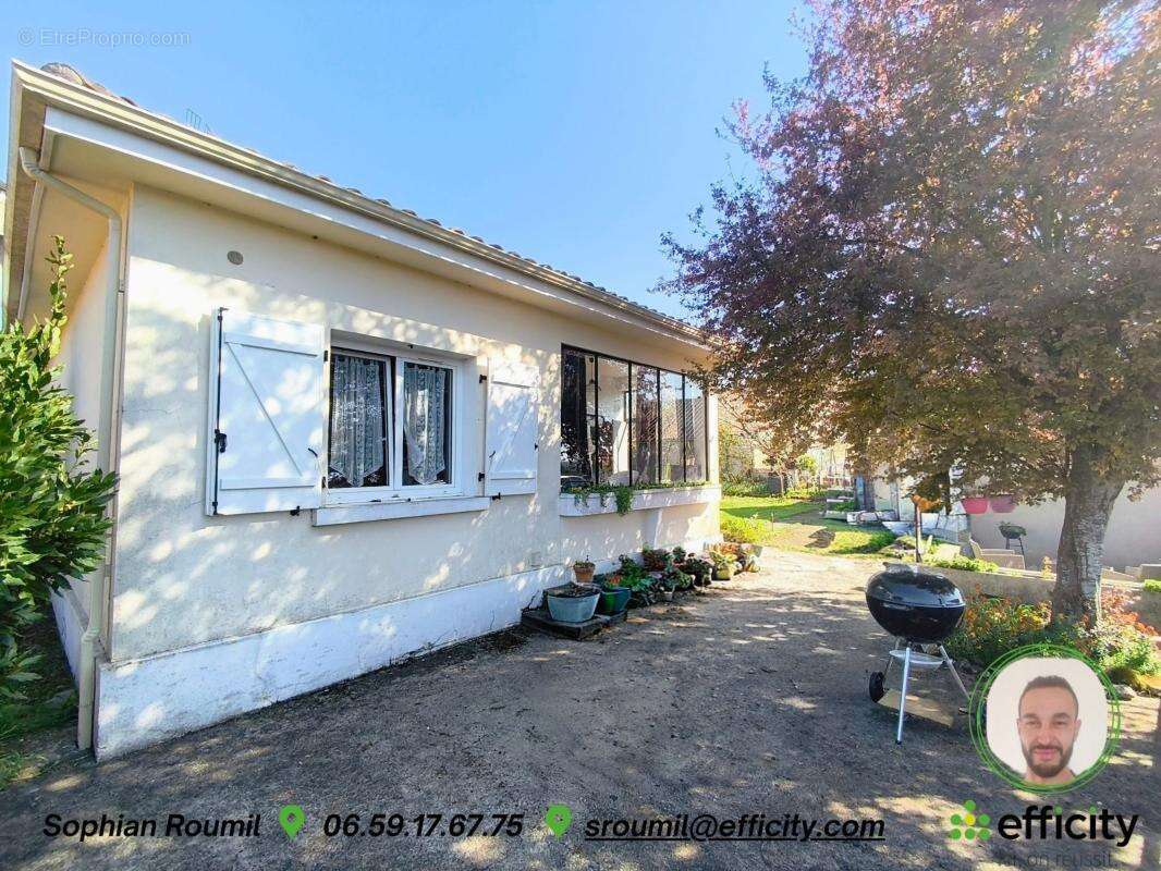 Maison à BARBEZIEUX-SAINT-HILAIRE