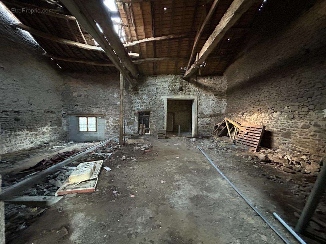 Maison à vendre 2 pièces BESSINES SUR GARTEMPE (87) - photo 14