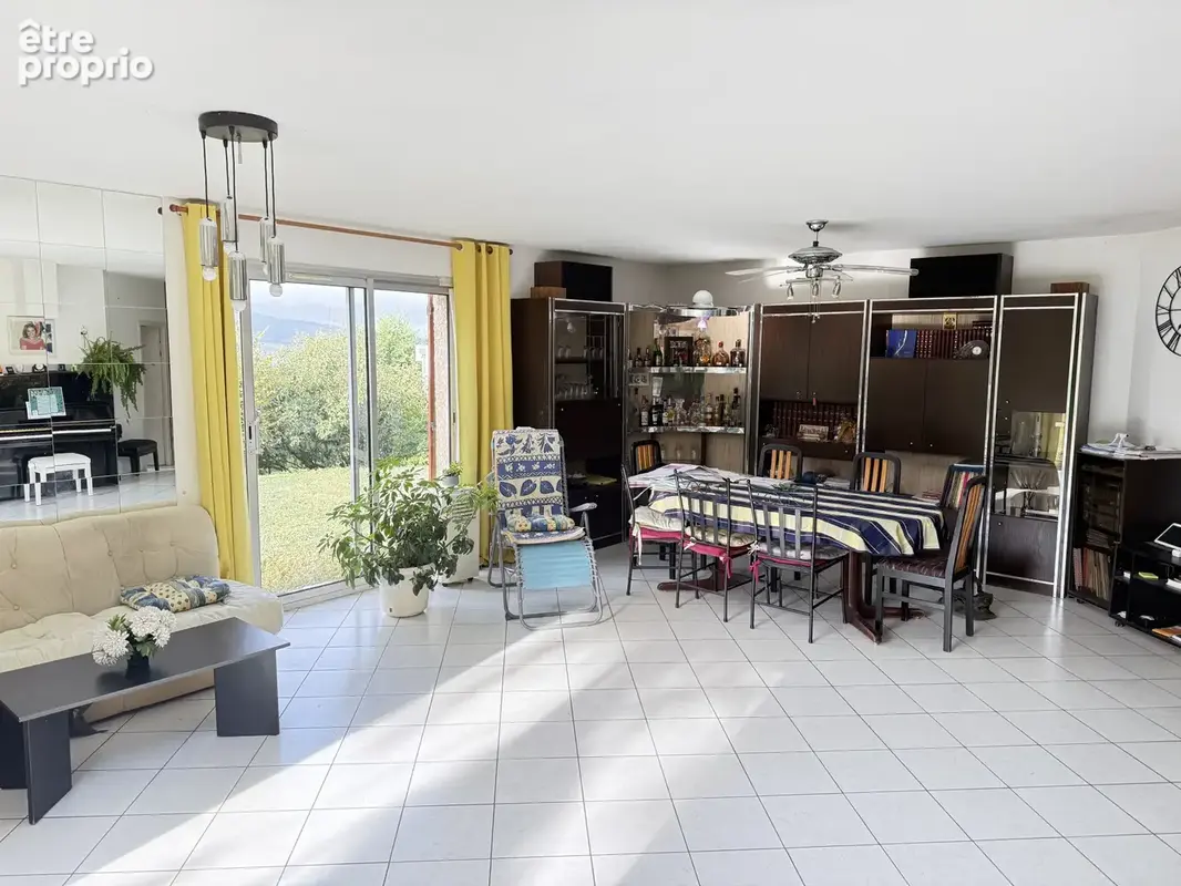 Exclusivité Maison familiale avec vue à Montanay 6 pièce(s) 120 m2 - photo 3