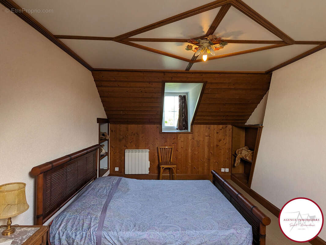 Maison à SAINT-BONNET-TRONCAIS