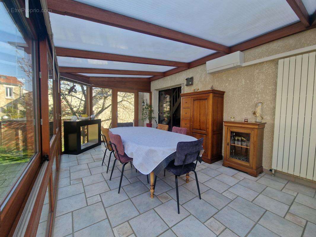 Maison à VAIRES-SUR-MARNE