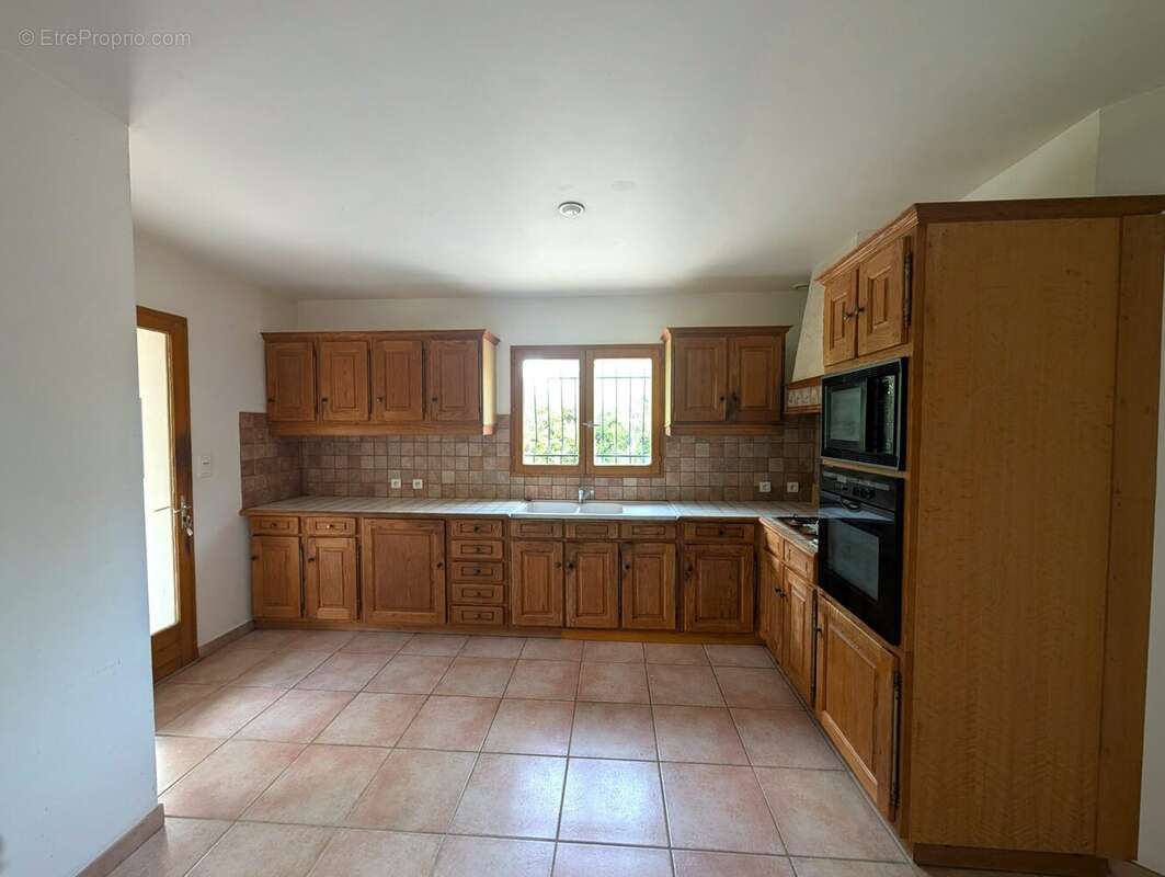 Maison 164 m² à Saint-Jean-De-La-Blaquiere  - photo 5