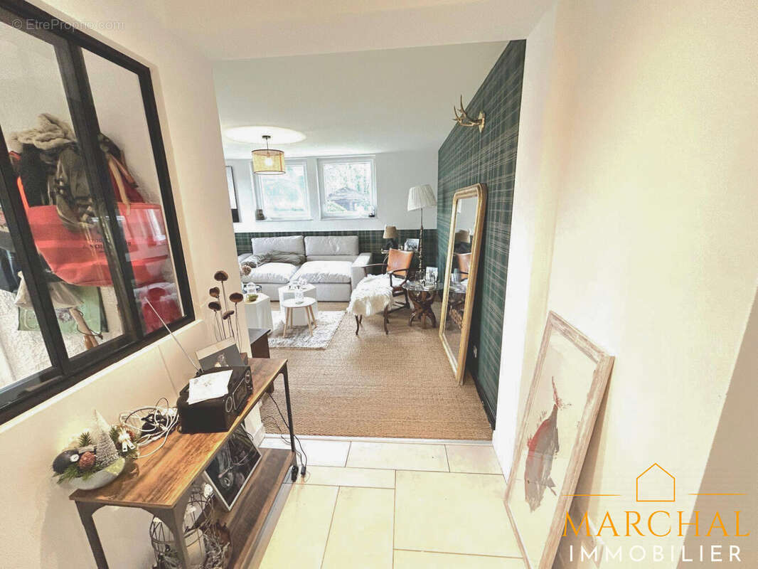 Maison à JOUY-AUX-ARCHES