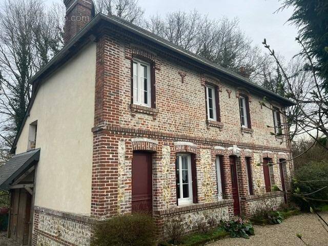 Maison à LE MESNIL-GUILLAUME