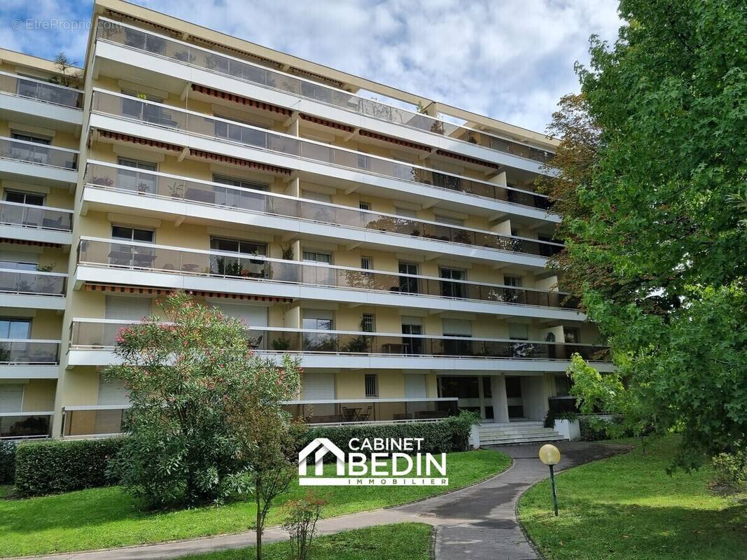 Appartement à LE BOUSCAT