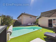 Maison à MONTROND-LES-BAINS