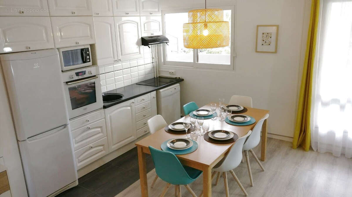 Appartement à LEVALLOIS-PERRET