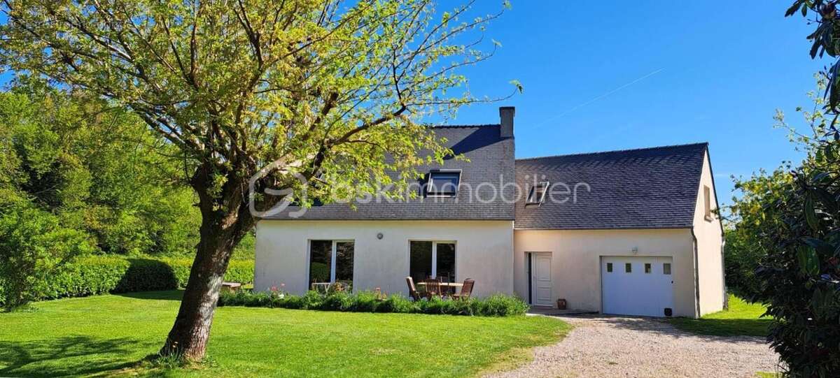 Maison à HUELGOAT