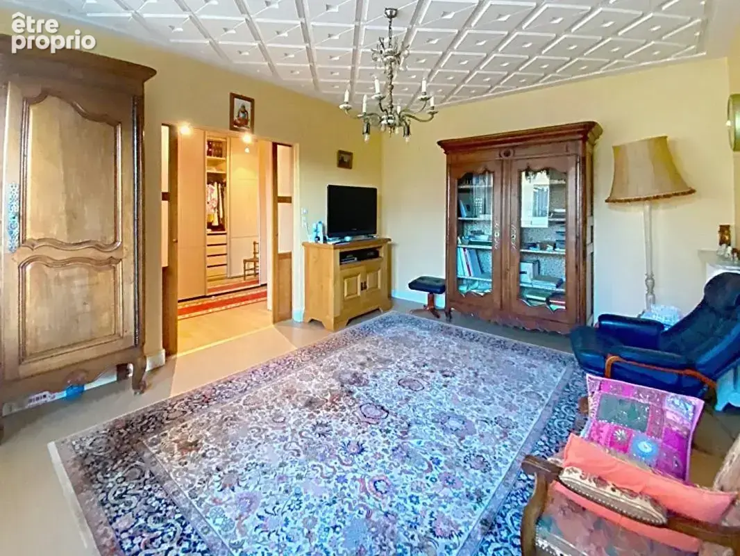 EXCLUSIVITE Maison de  5 pièces  avec dépendance/ local d'activité  de  3 pièces de 55 m2 - photo 9
