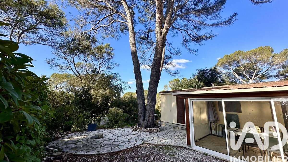 Photo 4 - Terrain à FREJUS