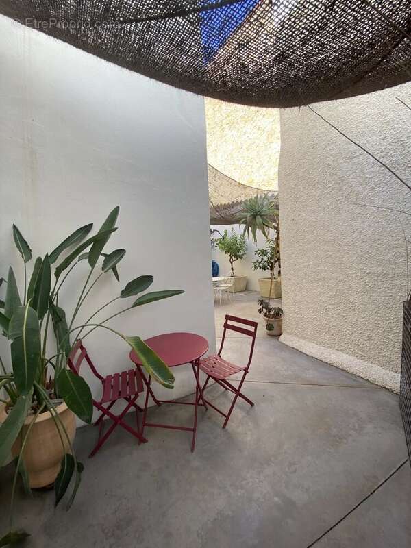 Maison à LEZIGNAN-CORBIERES