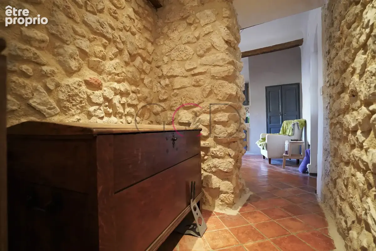 Maison de village T4 89m2 en plein cœur du vieux village de Ventabren - photo 11