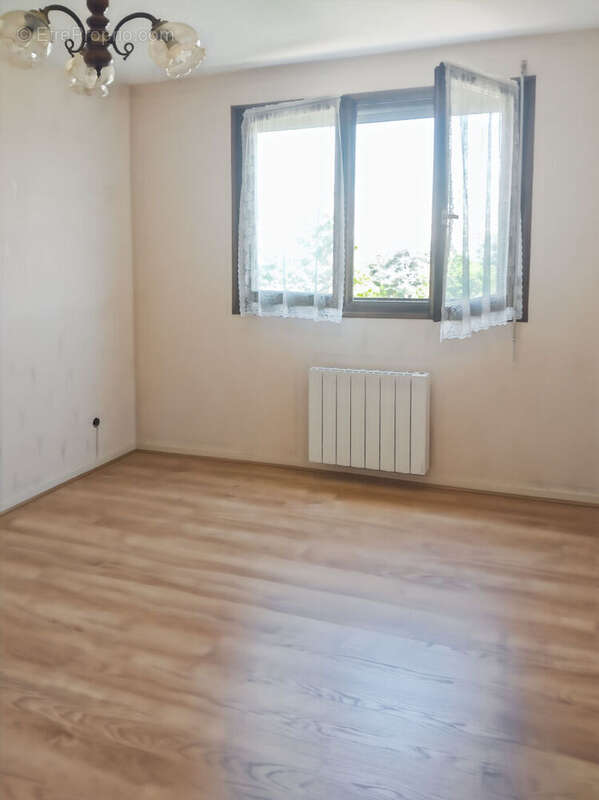 Appartement à LYON-8E