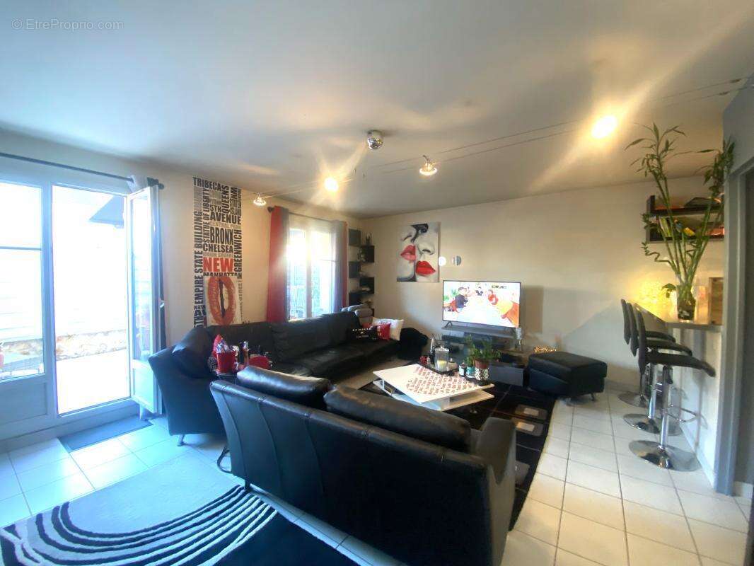 Maison 94 m² à Forges-Les-Bains  - photo 4