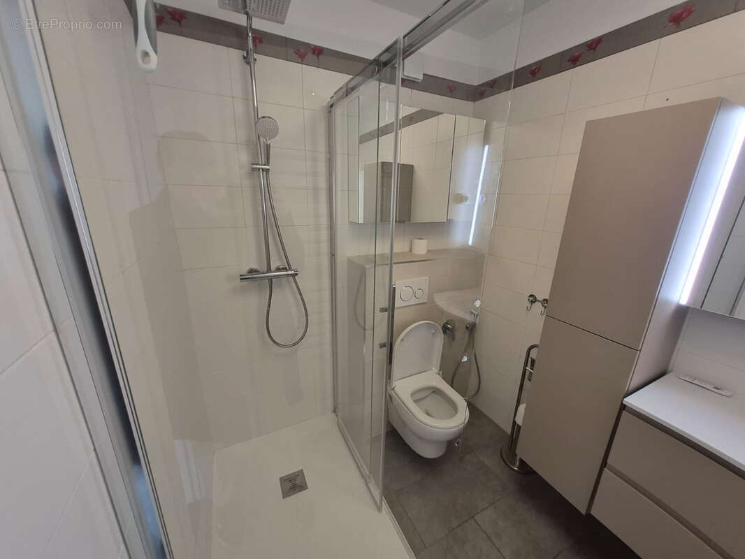 Appartement à ROQUEBRUNE-CAP-MARTIN