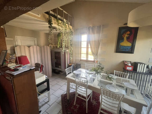 Maison  - terrain - dependances - photo 4