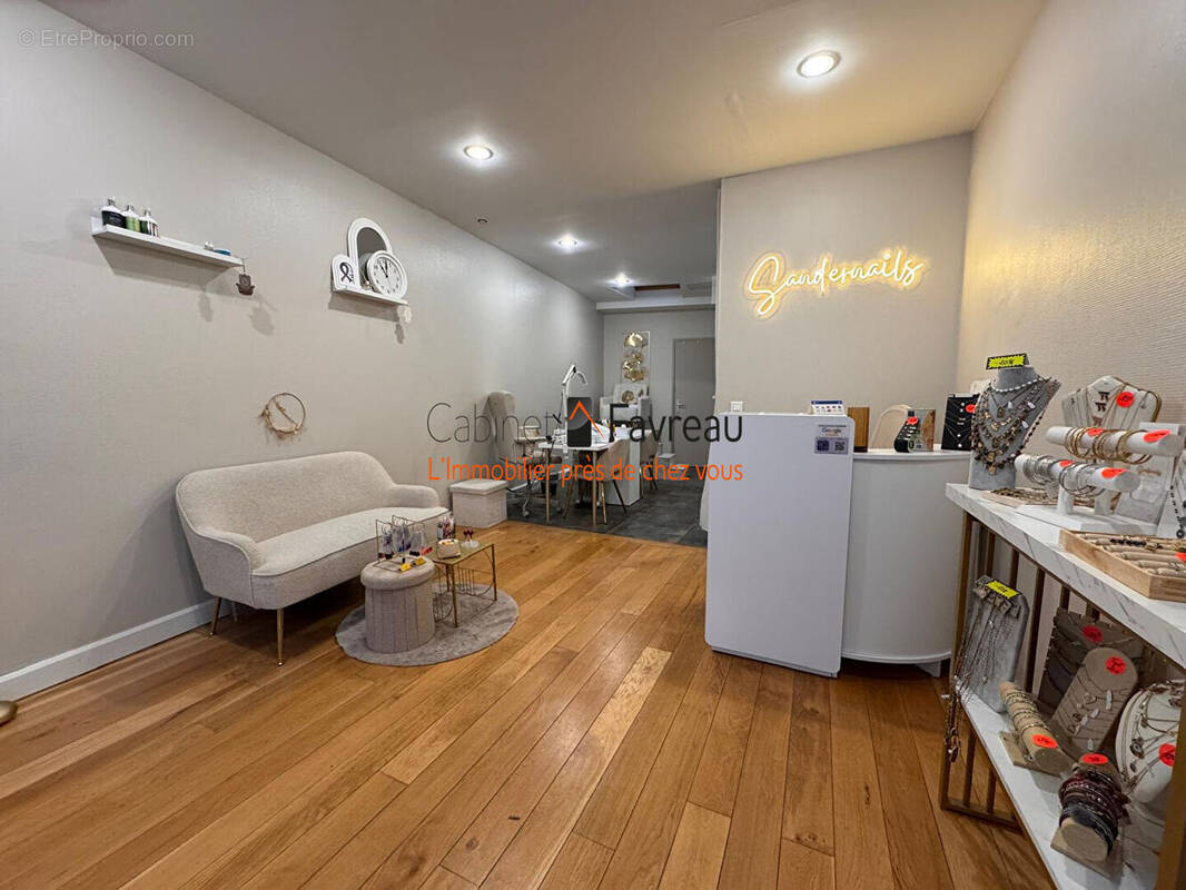 Commerce à PARIS-19E