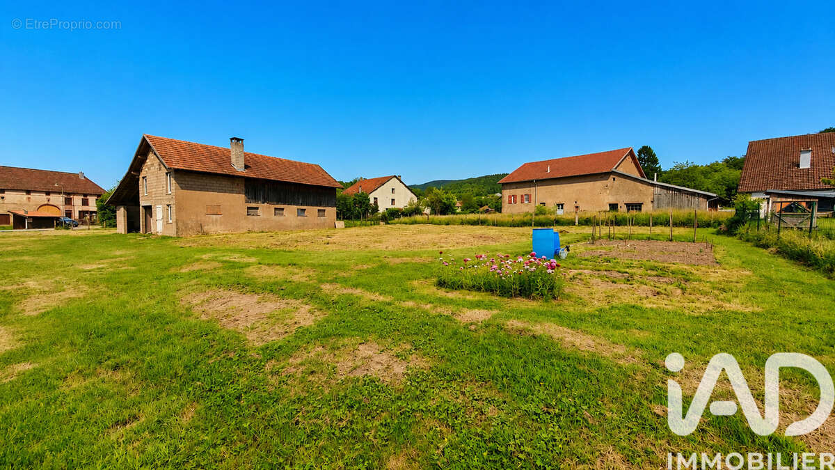 Maison 184 m² à Combrimont  - photo 3