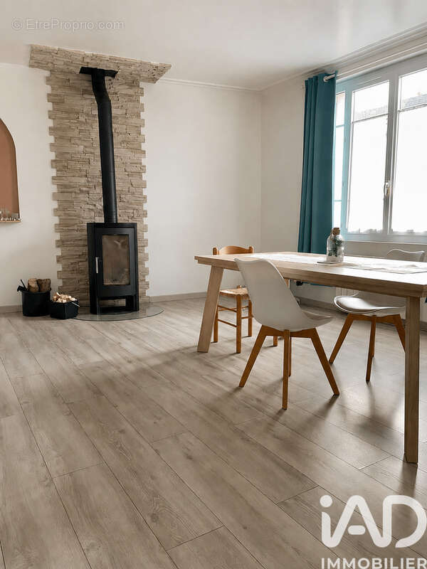 Photo 3 - Maison à LA NEUVILLE-ROY