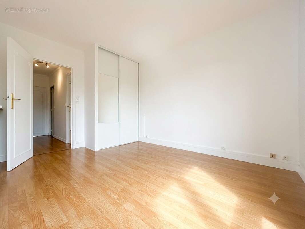Appartement 75 m² à Bois-D'arcy  - photo 7