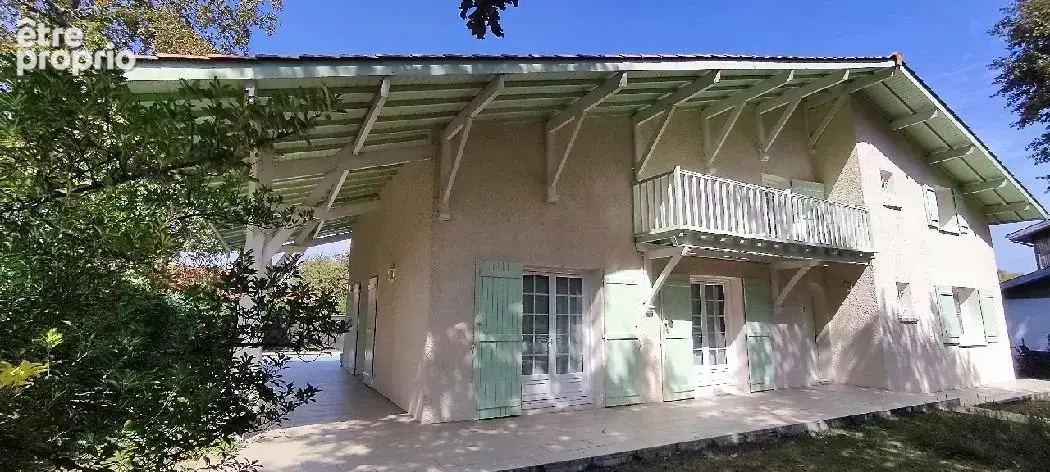 Maison 220 m² à Martignas-Sur-Jalle  - photo 2