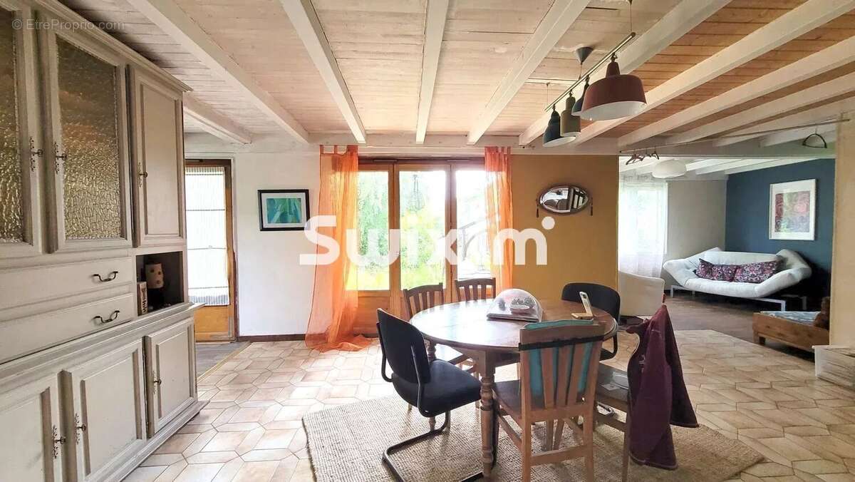 Maison 170 m² à Perrigny  - photo 2
